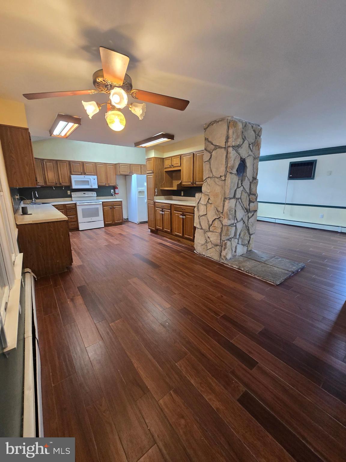 CRABTREE HOLLOW - Residential