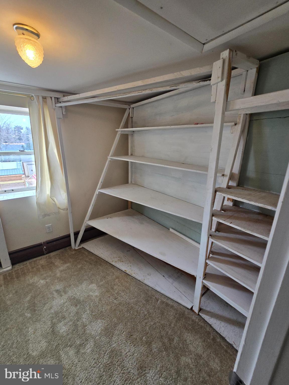 CRABTREE HOLLOW - Residential