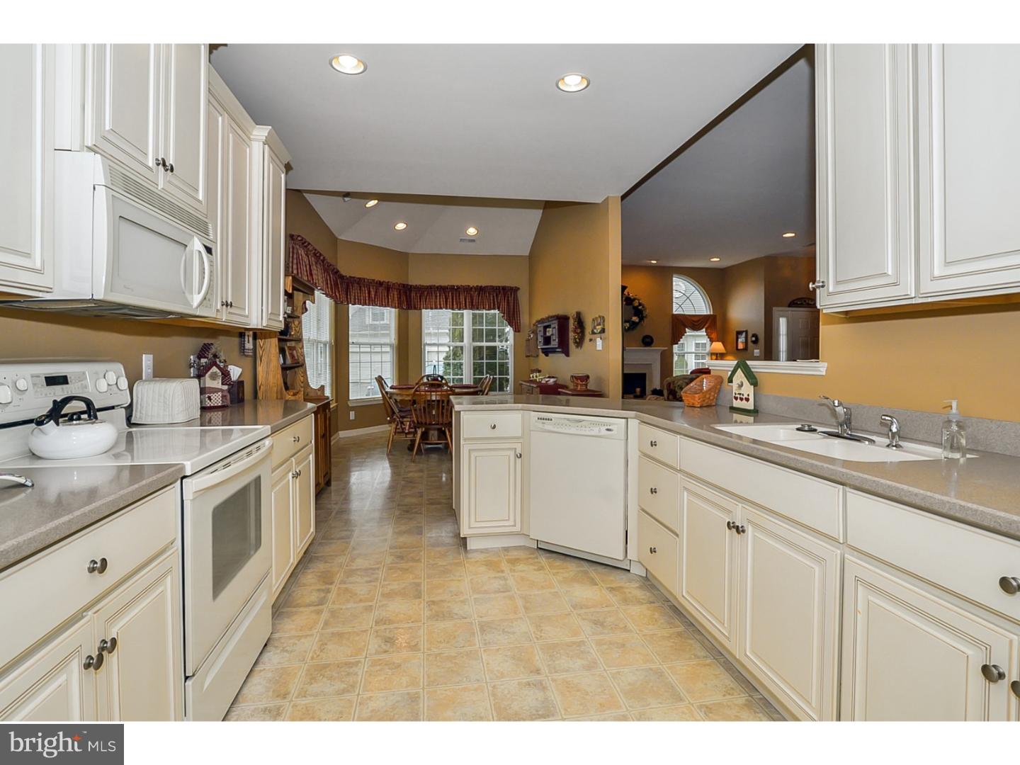 VILLAS AT SHADYBRO - Residential