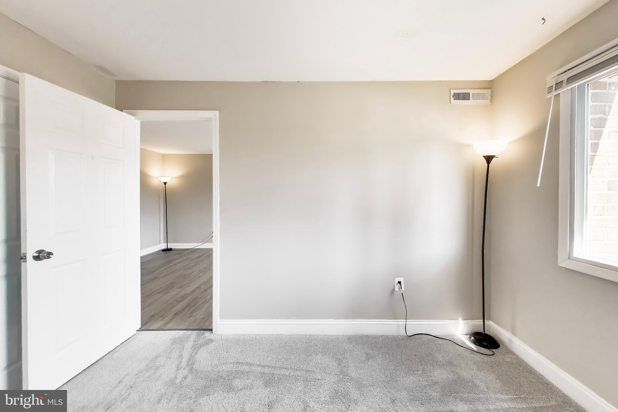 OCCOQUAN RIDGE CONDO - Residential