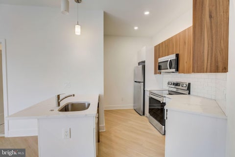 Condo For Rent - 4200 Lancaster Avenue #404<br/> PHILADELPHIA, PA 19104