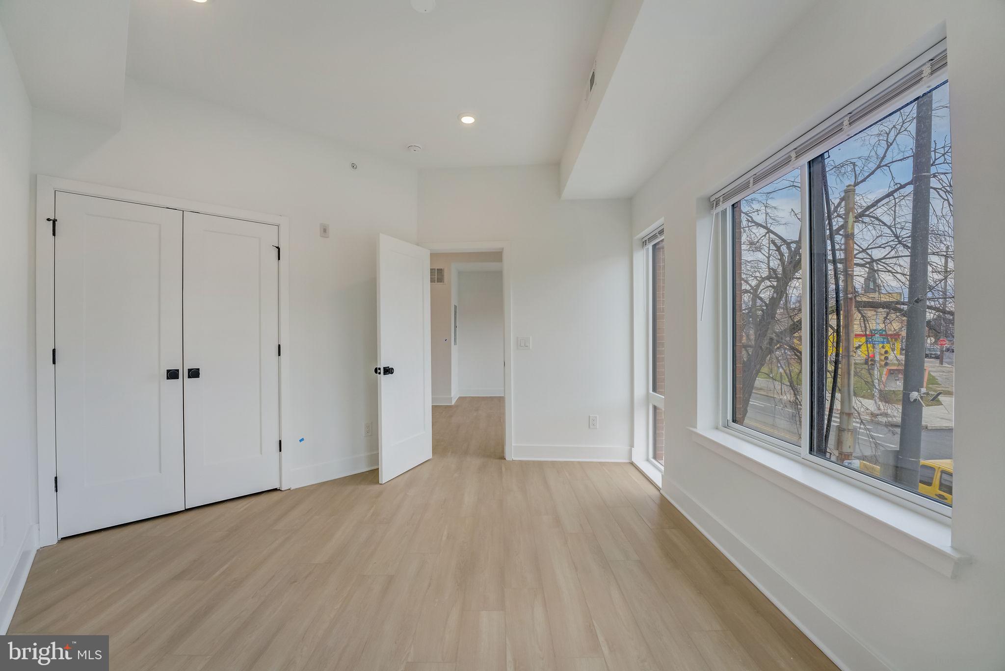 4200 LANCASTER AVENUE 404