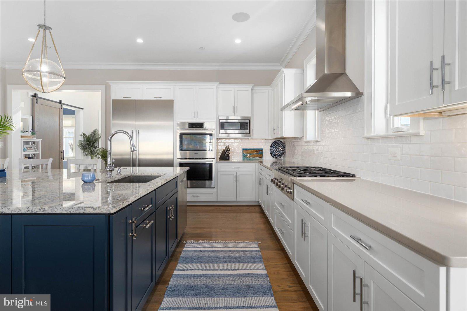 HERON HARBOUR - Residential