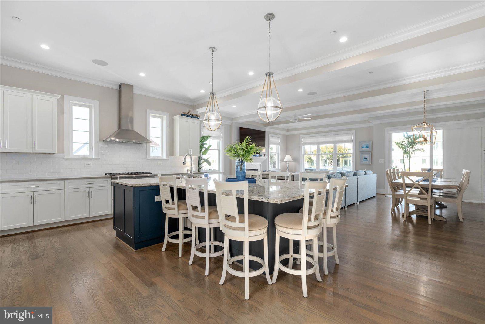 HERON HARBOUR - Residential