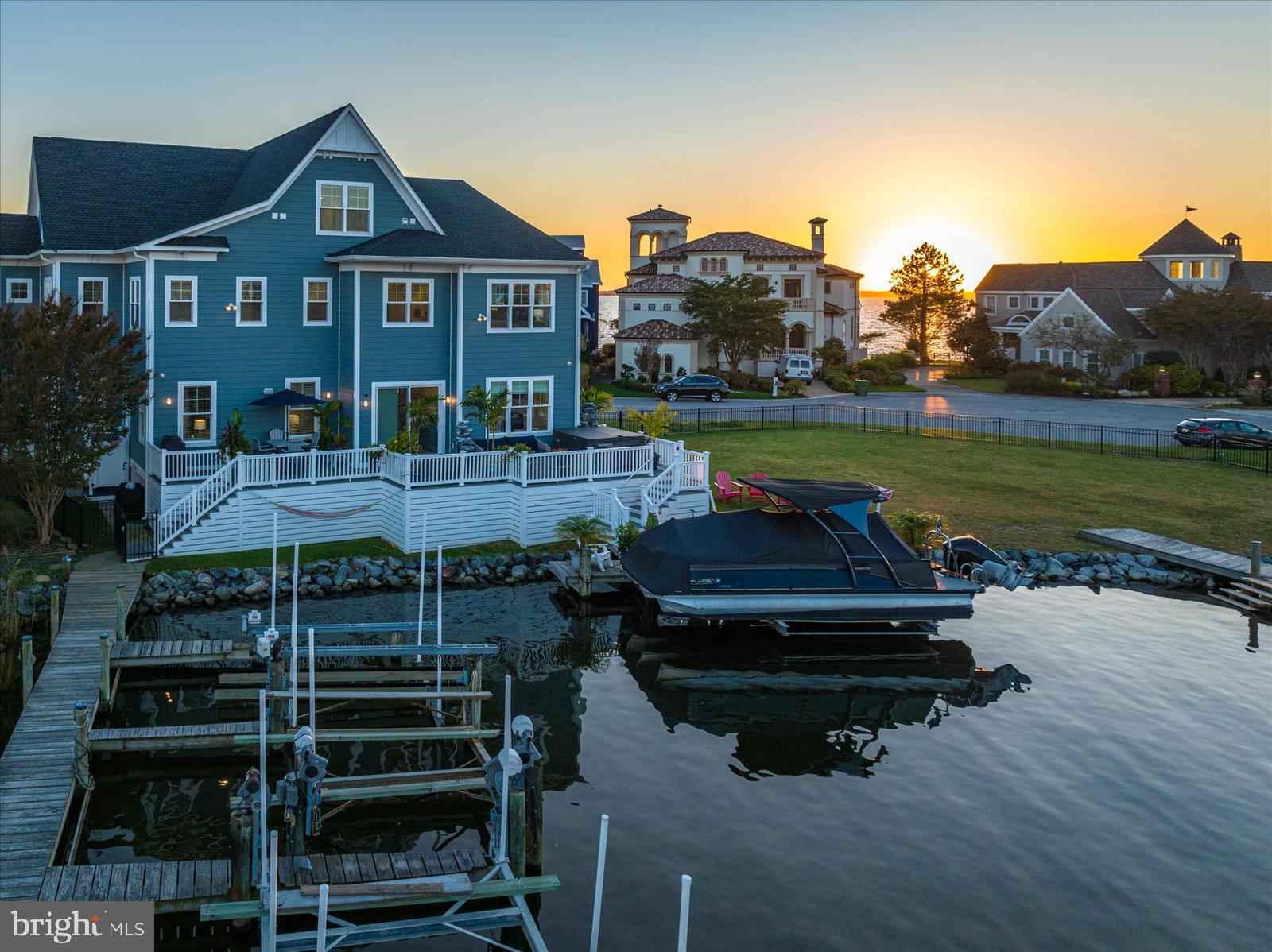 HERON HARBOUR - Residential