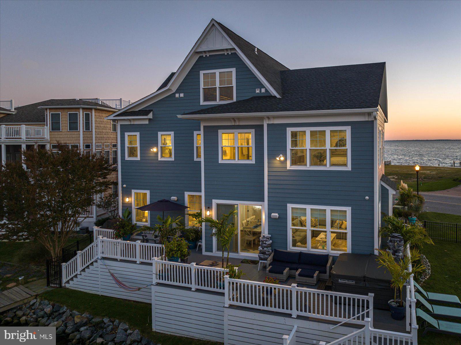 HERON HARBOUR - Residential