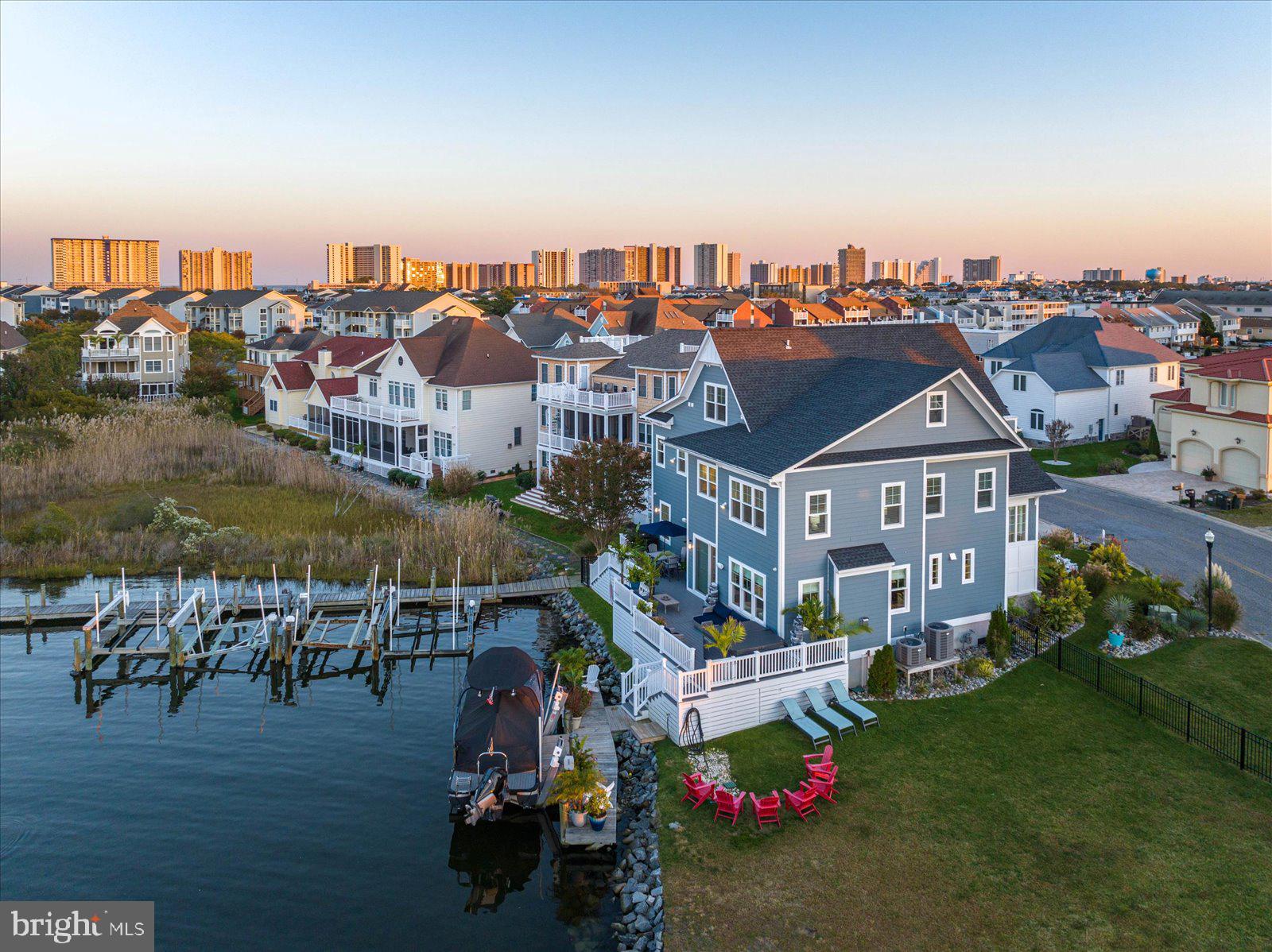 HERON HARBOUR - Residential