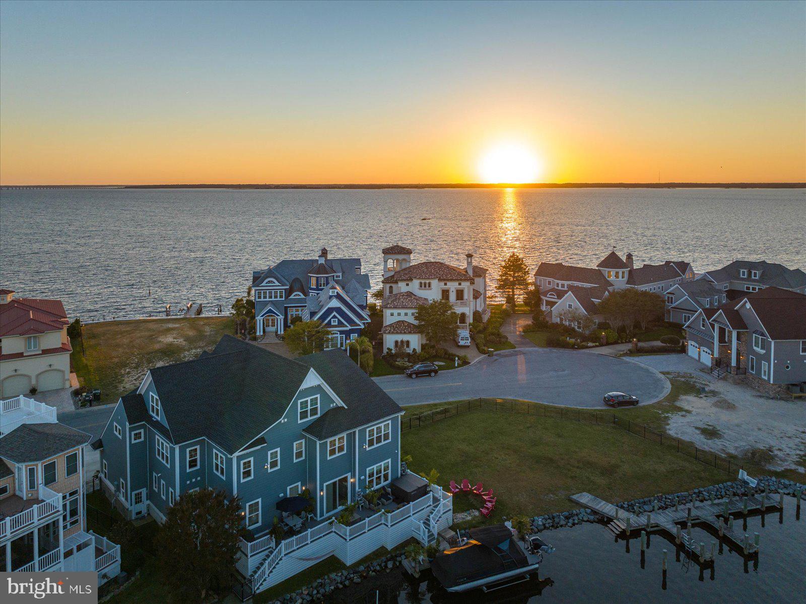 HERON HARBOUR - Residential