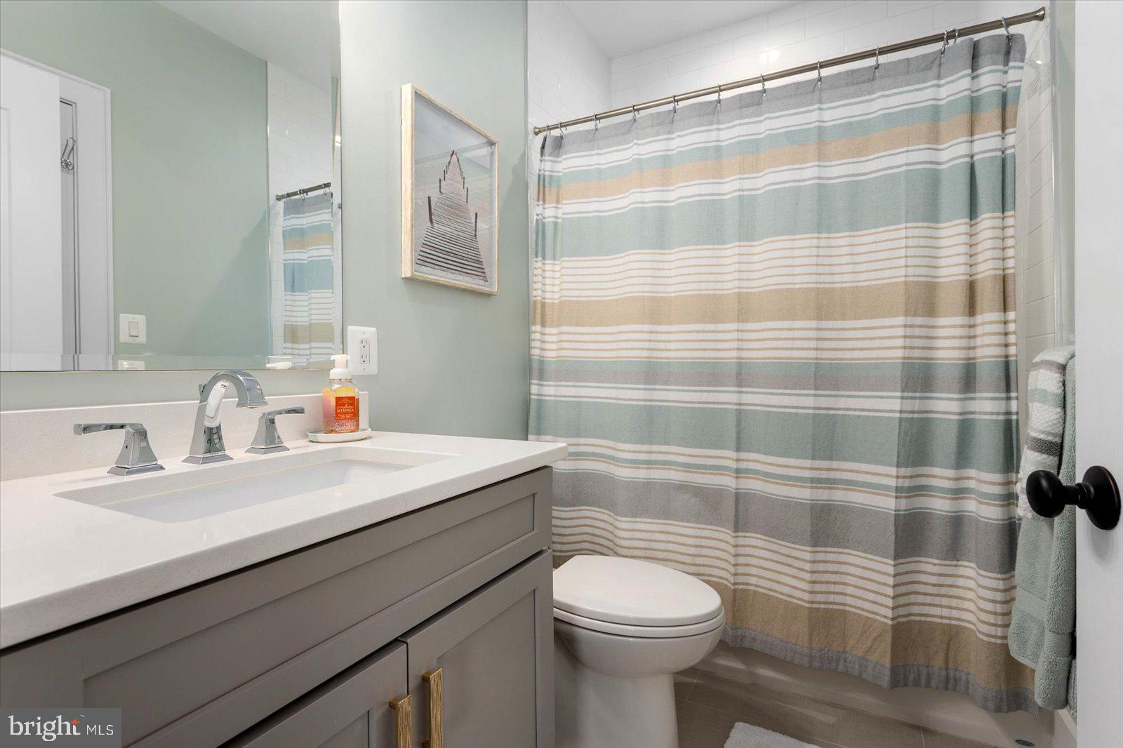 HERON HARBOUR - Residential