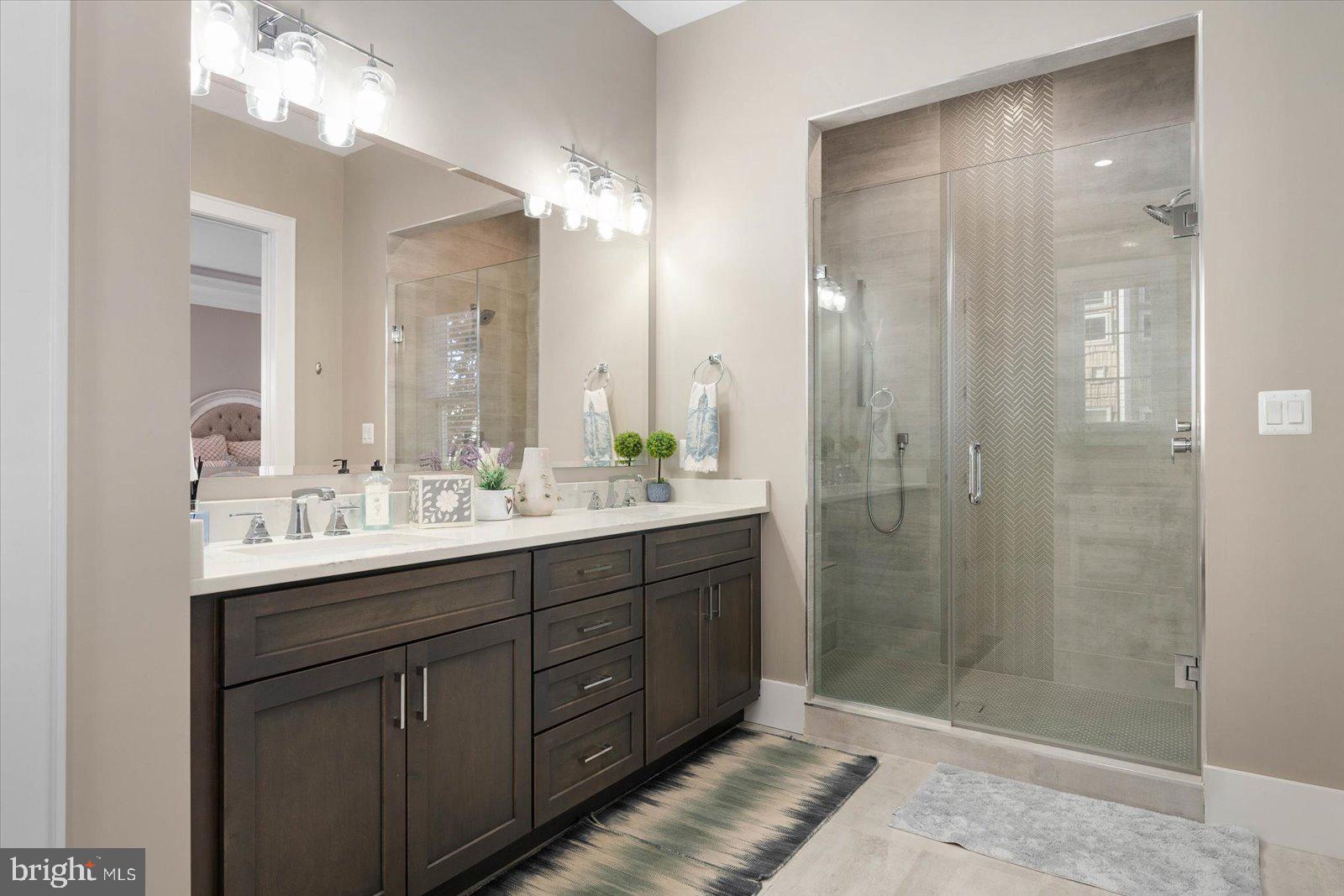 HERON HARBOUR - Residential