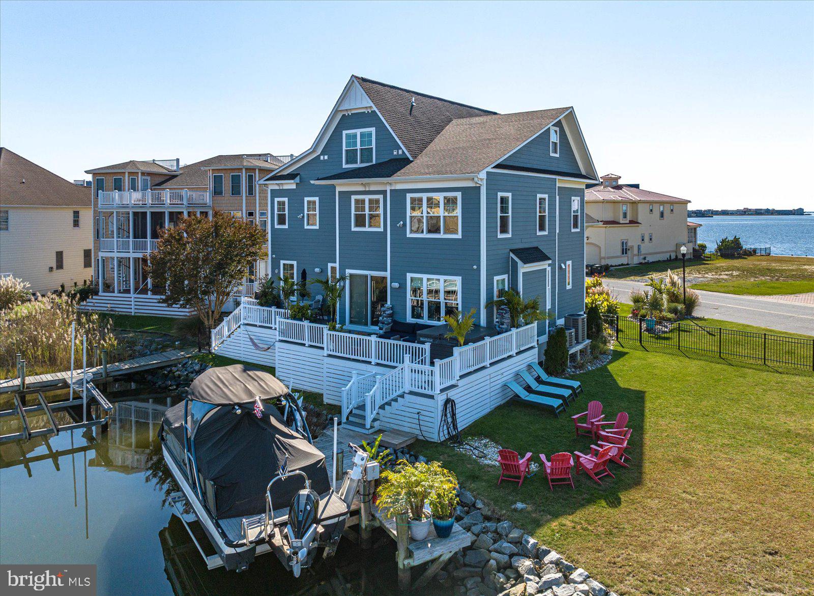 HERON HARBOUR - Residential