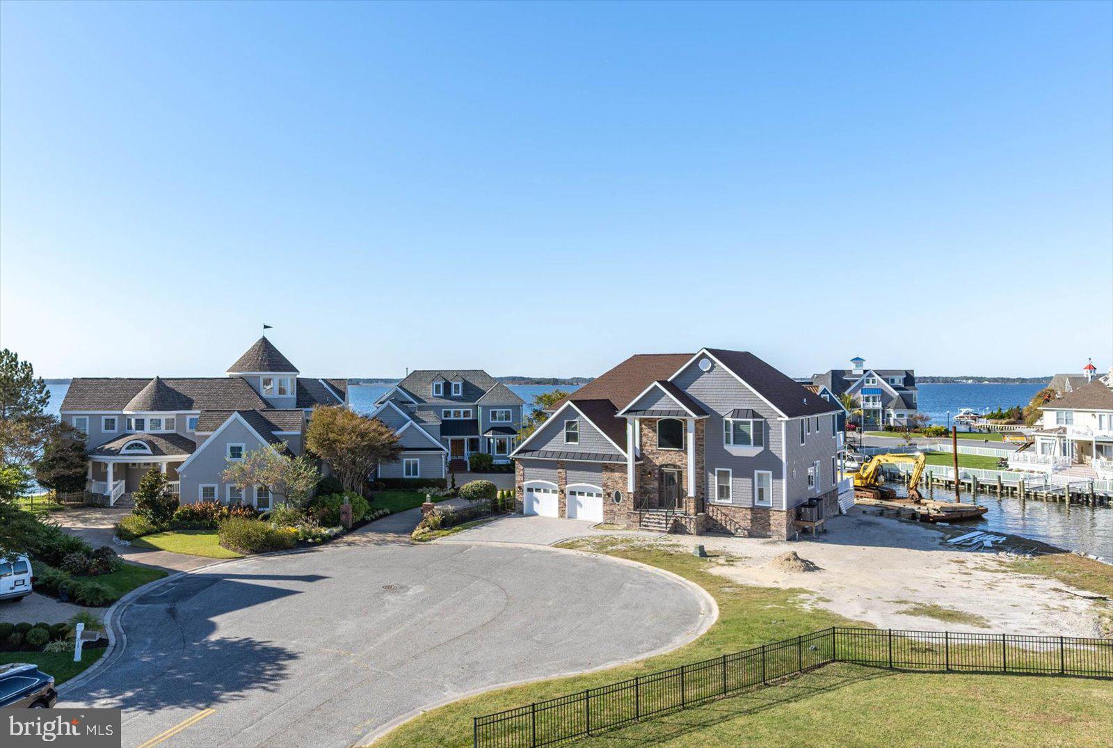 HERON HARBOUR - Residential