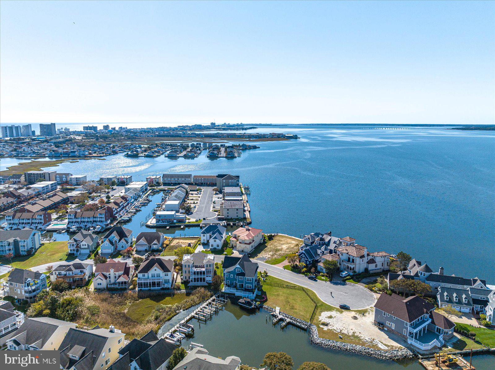 HERON HARBOUR - Residential