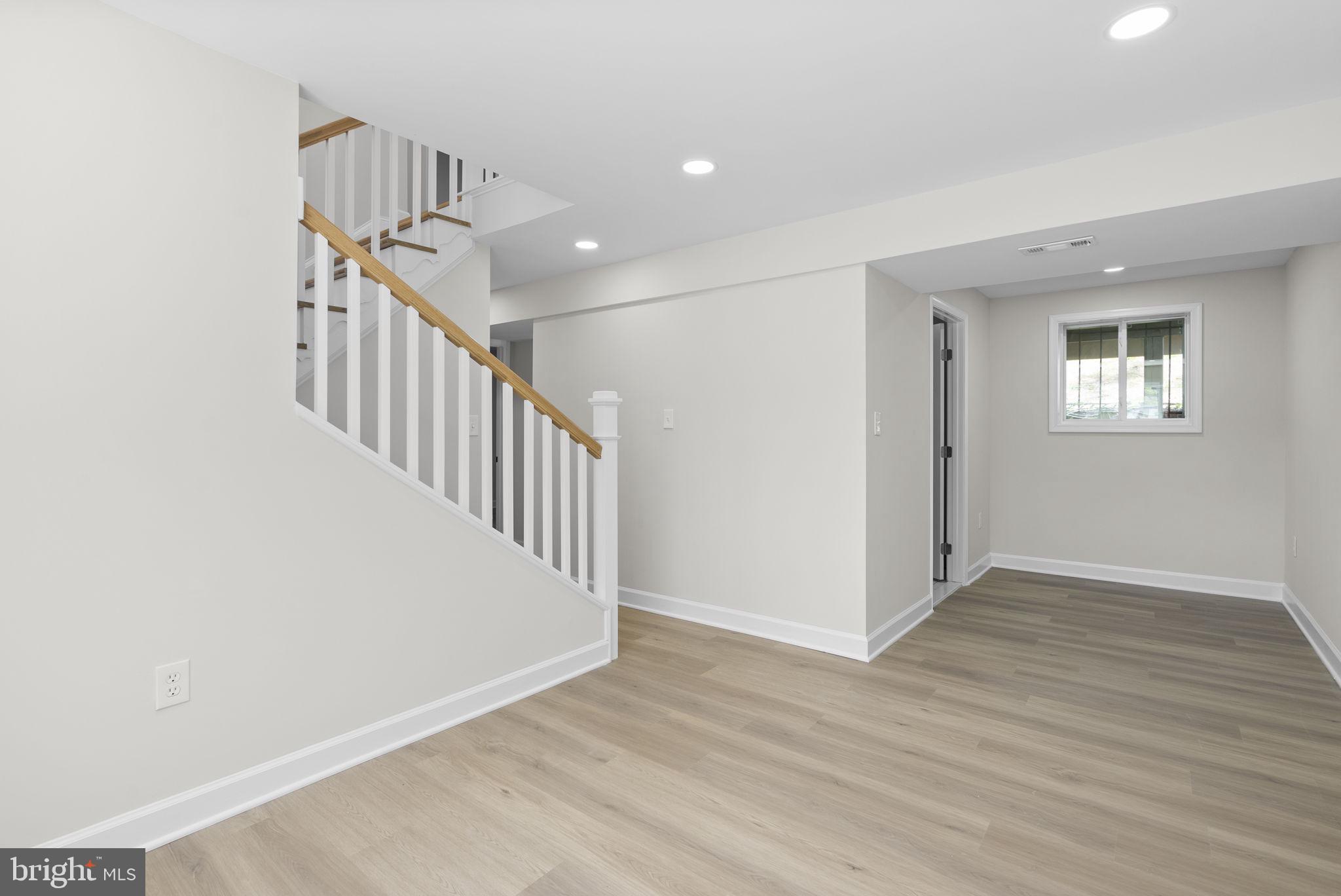 CARMODY HILLS - Residential