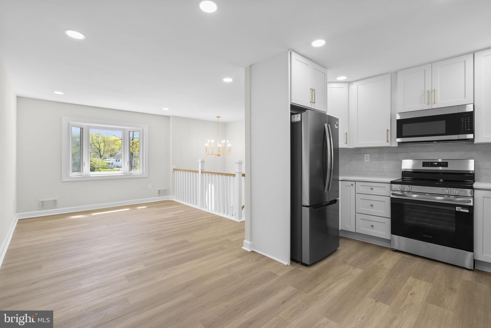 CARMODY HILLS - Residential