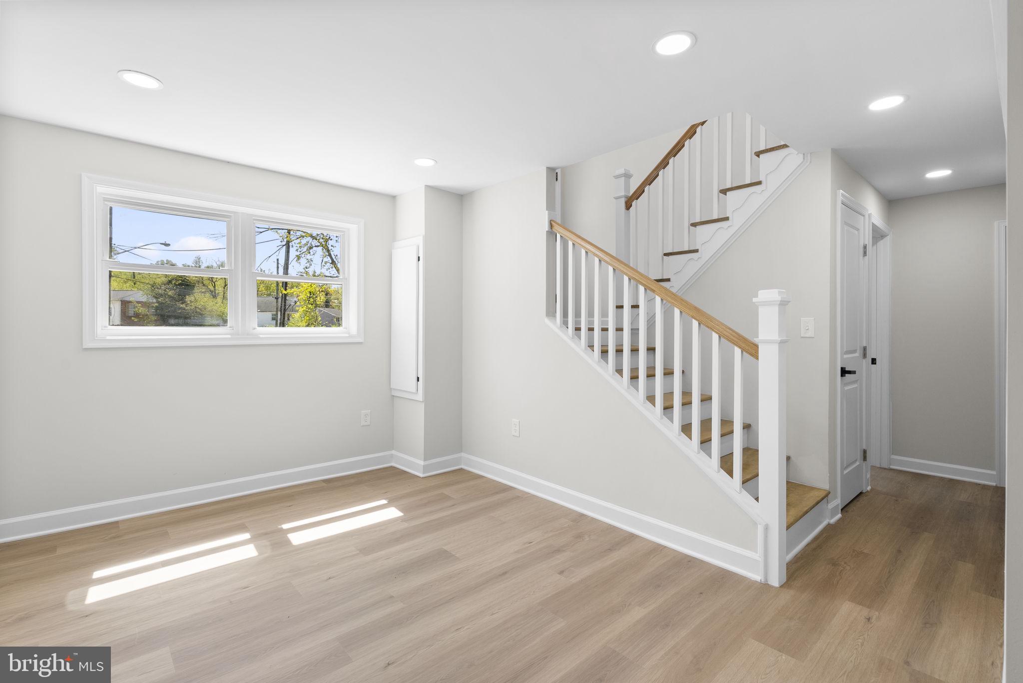 CARMODY HILLS - Residential