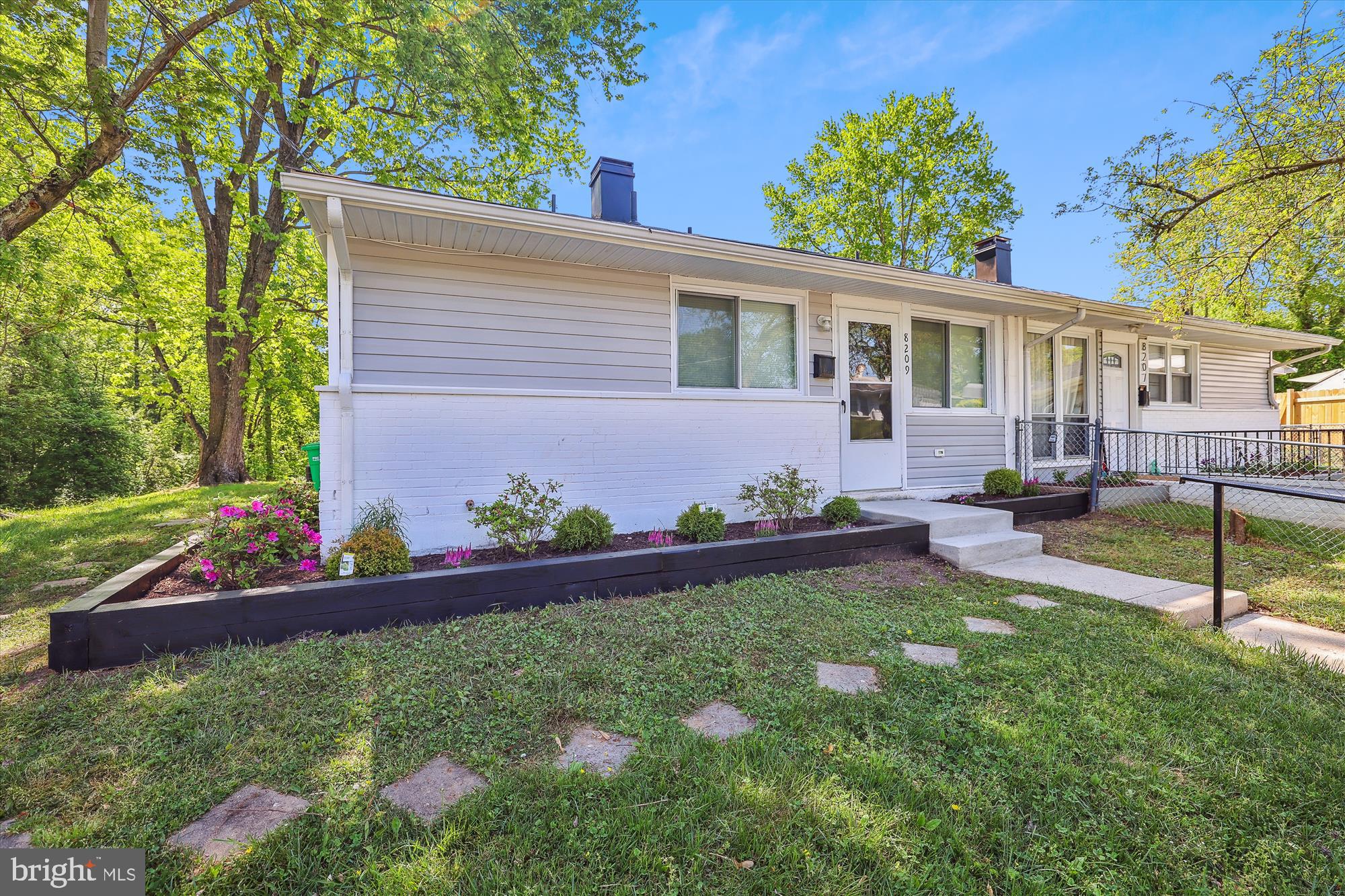 LANDOVER - Residential