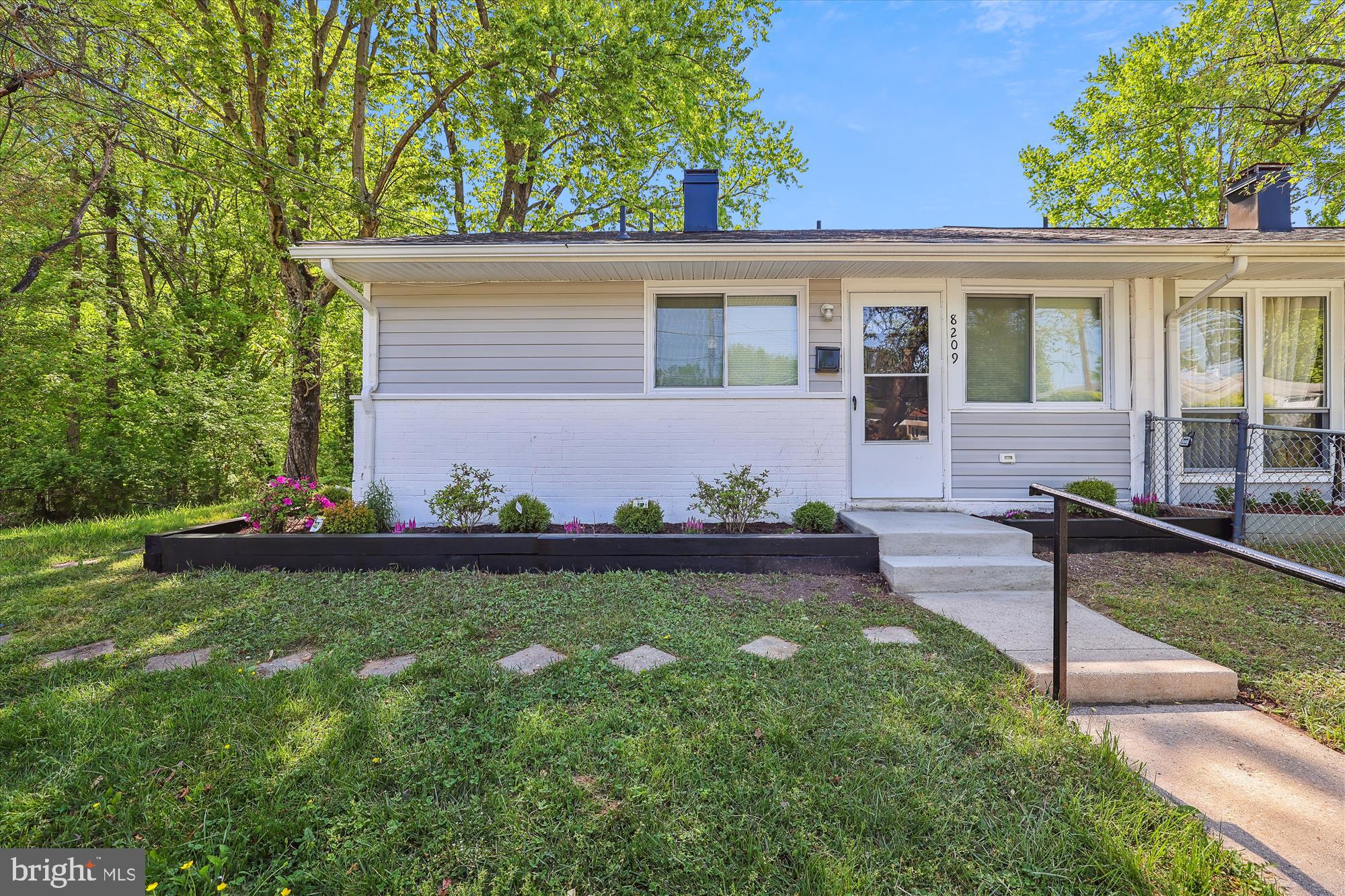 LANDOVER - Residential