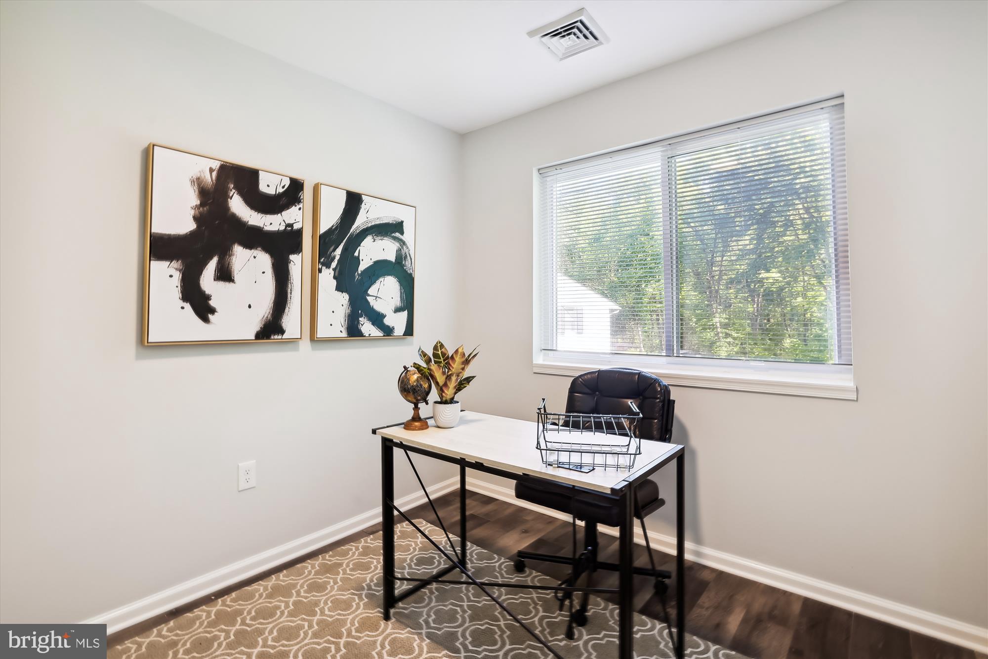 LANDOVER - Residential