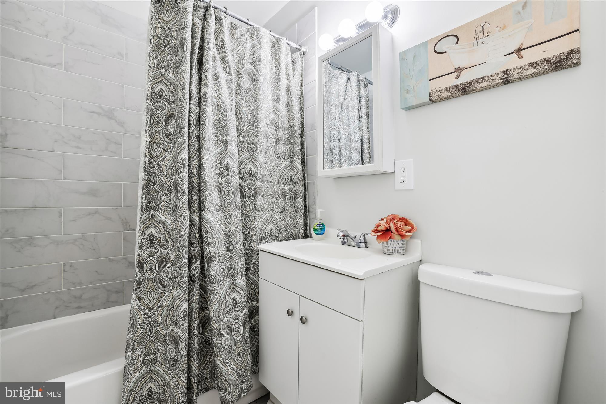 LANDOVER - Residential