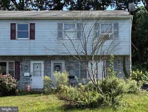 Townhouse For Sale - 530 E Linden Street<br/> FLEETWOOD, PA 19522