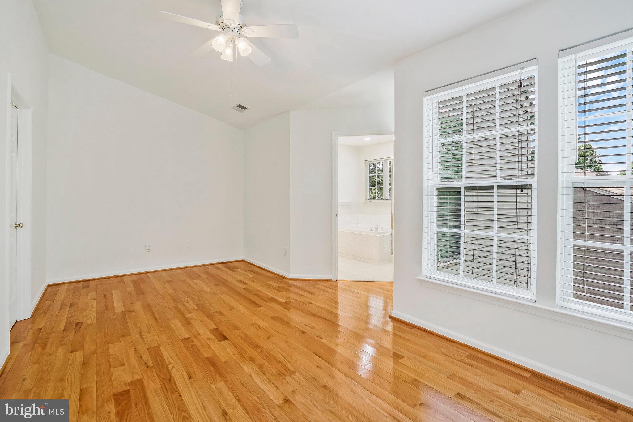 MOUNT VEE MANOR - Residential