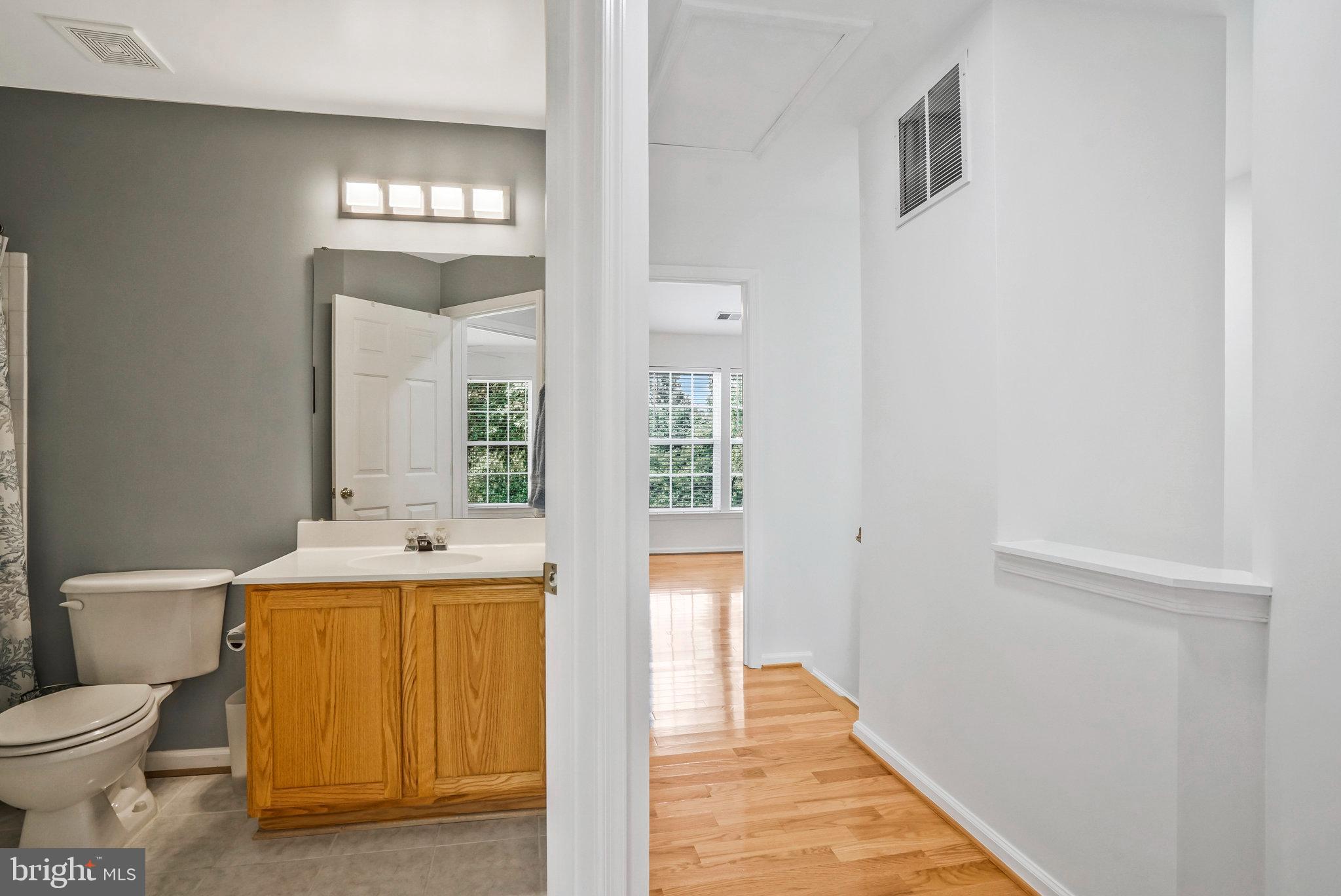 MOUNT VEE MANOR - Residential