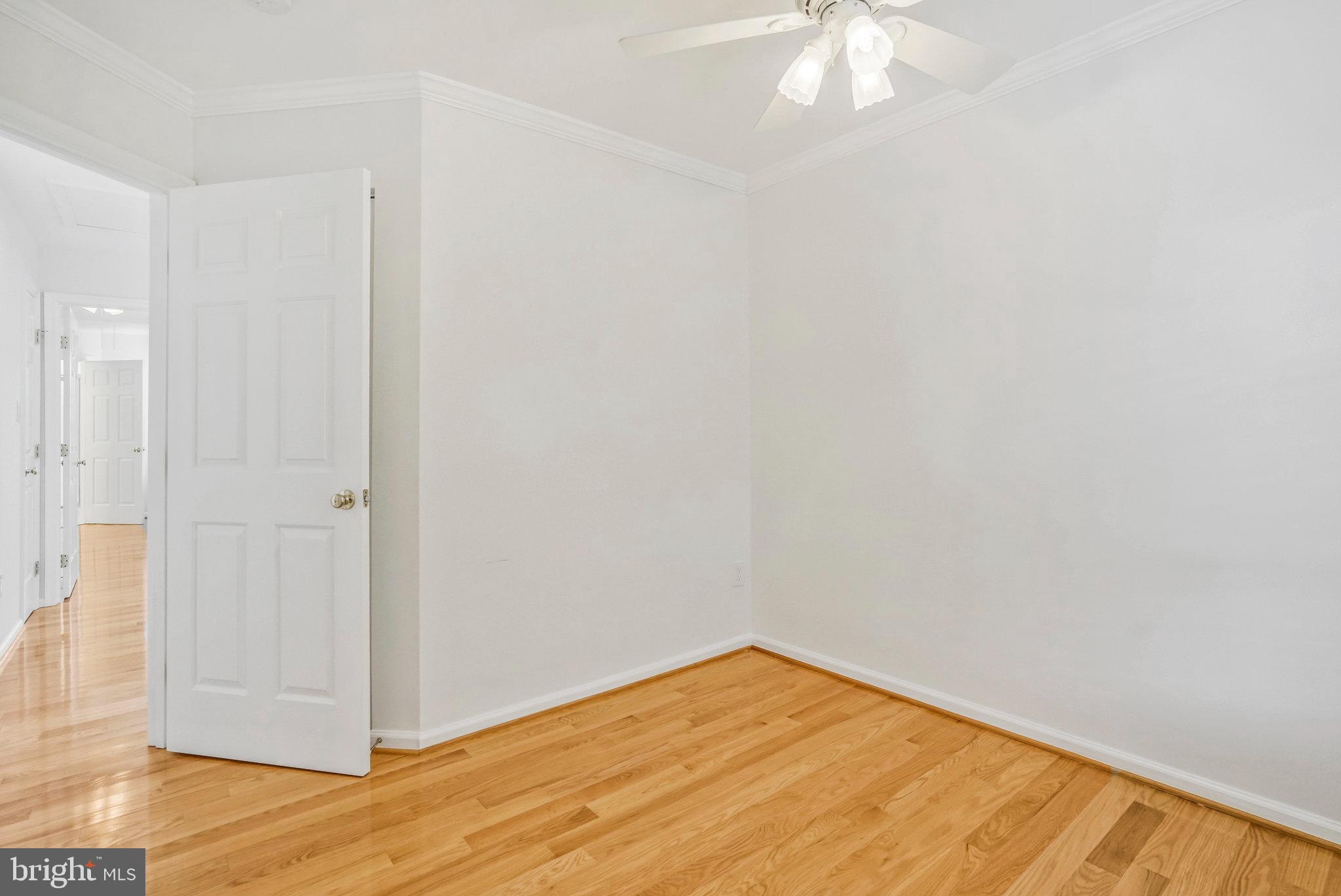 MOUNT VEE MANOR - Residential