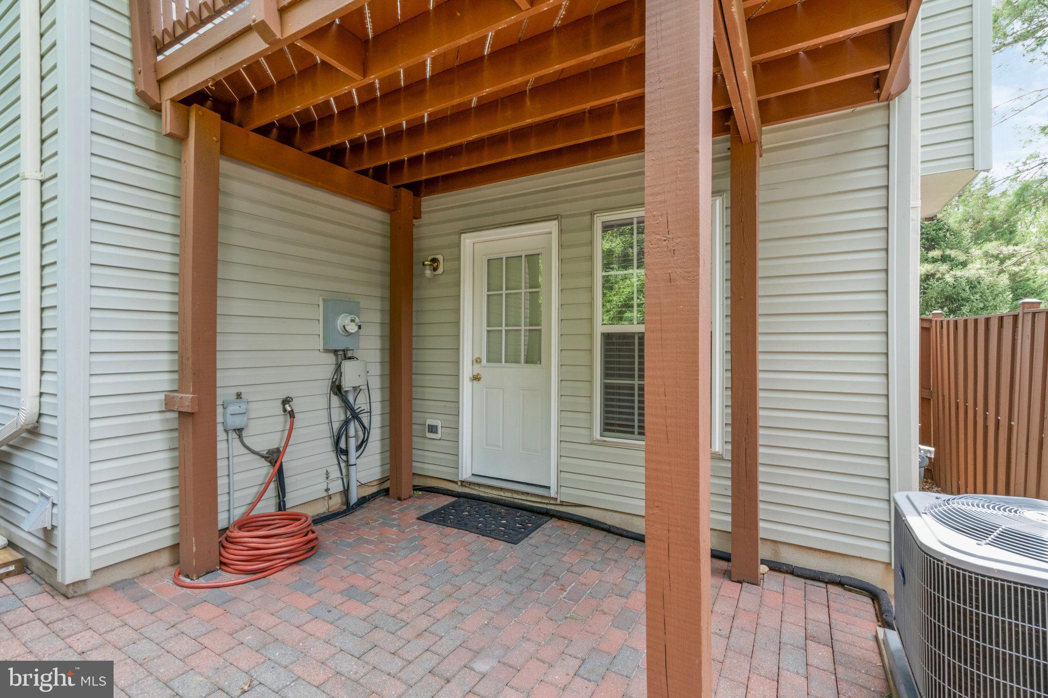 MOUNT VEE MANOR - Residential