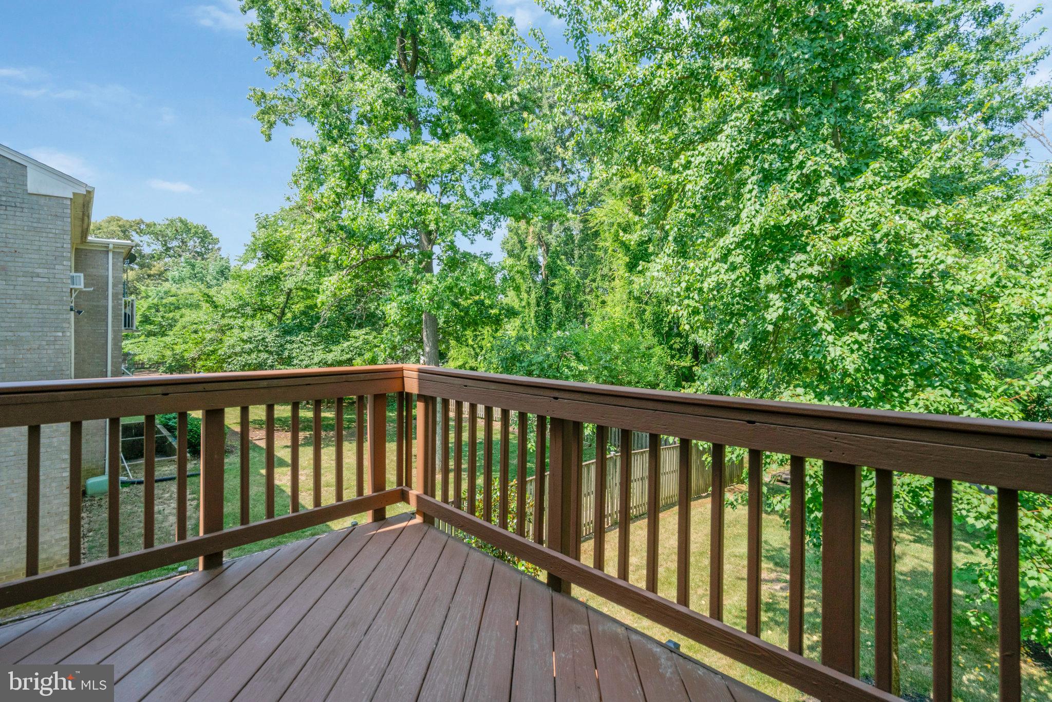 MOUNT VEE MANOR - Residential