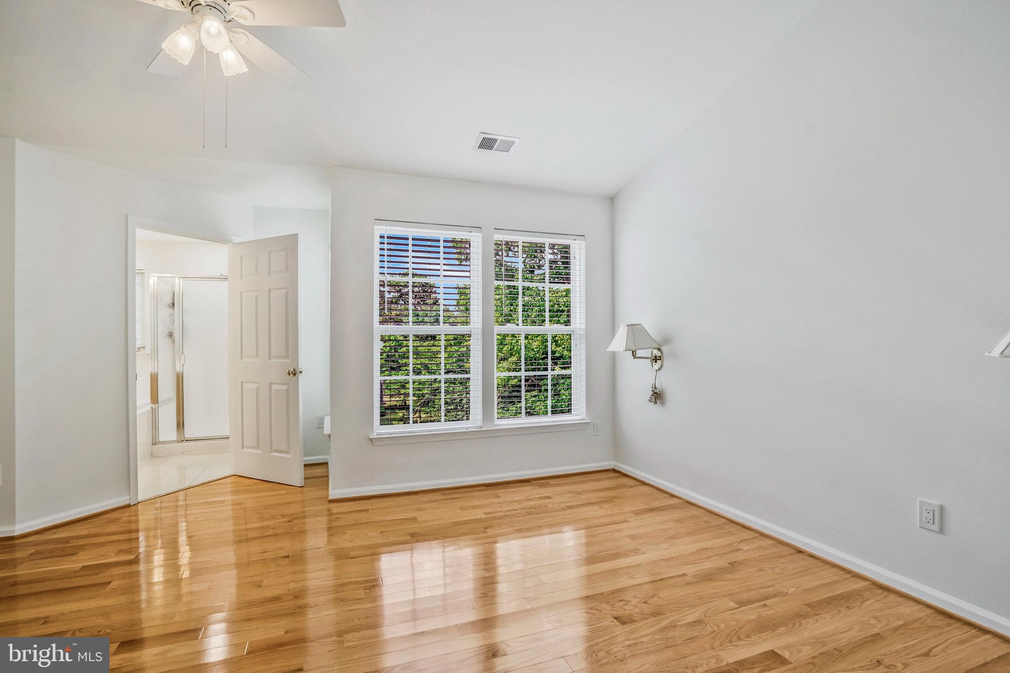 MOUNT VEE MANOR - Residential