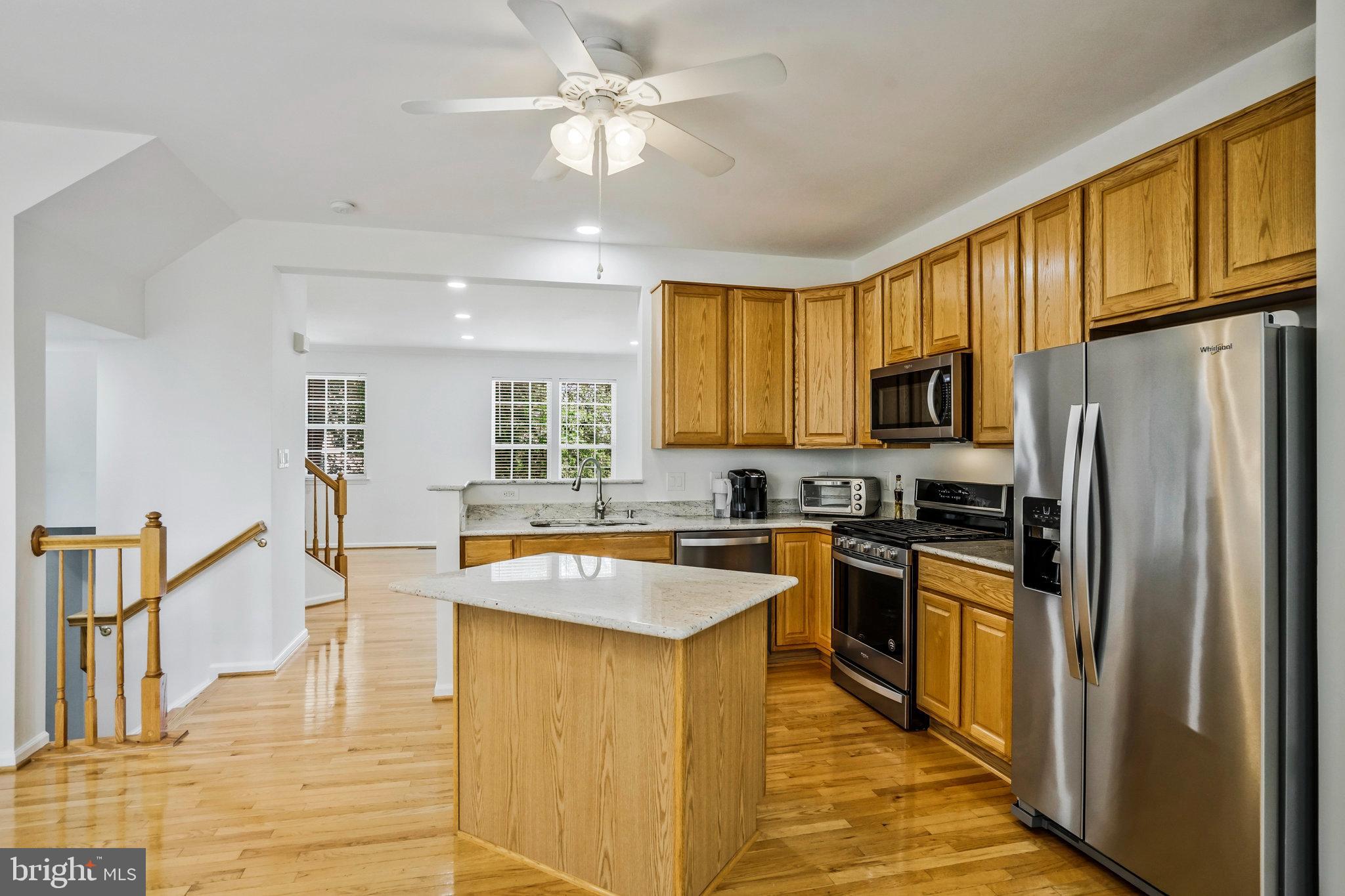 MOUNT VEE MANOR - Residential