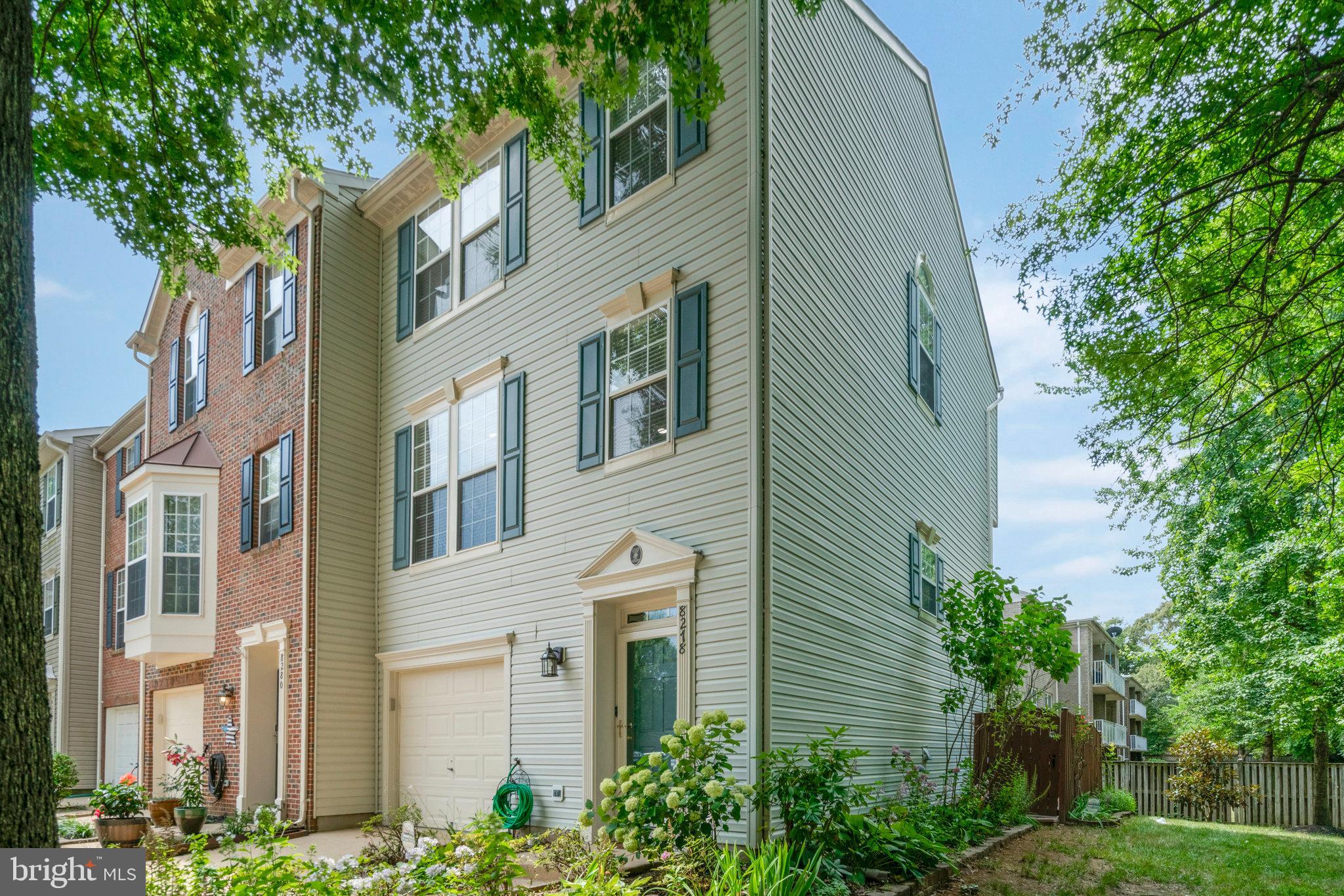 MOUNT VEE MANOR - Residential