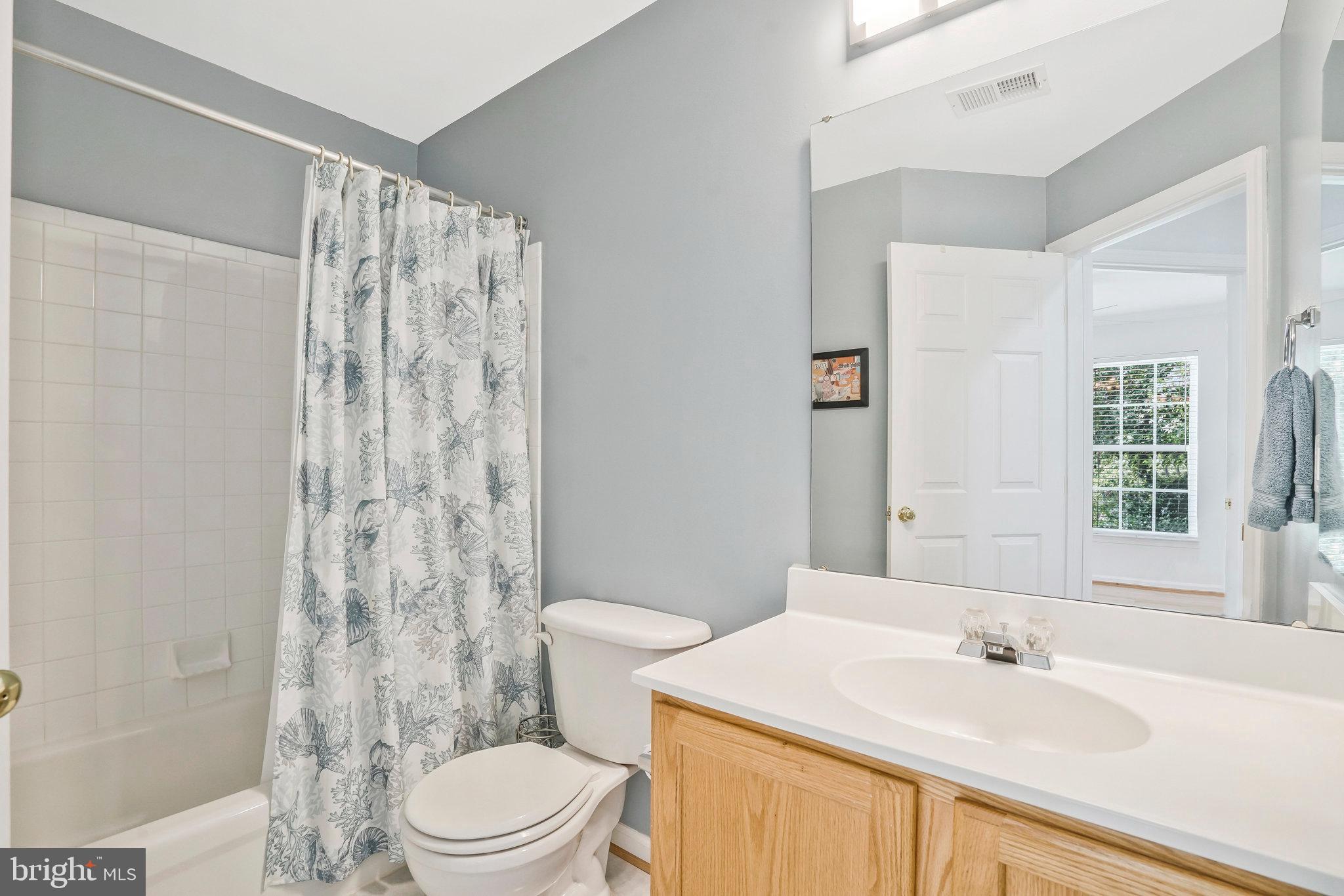 MOUNT VEE MANOR - Residential