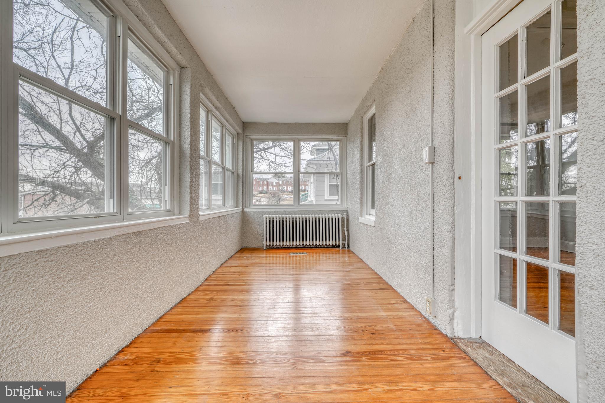 EDGEWOOD PARK - Residential