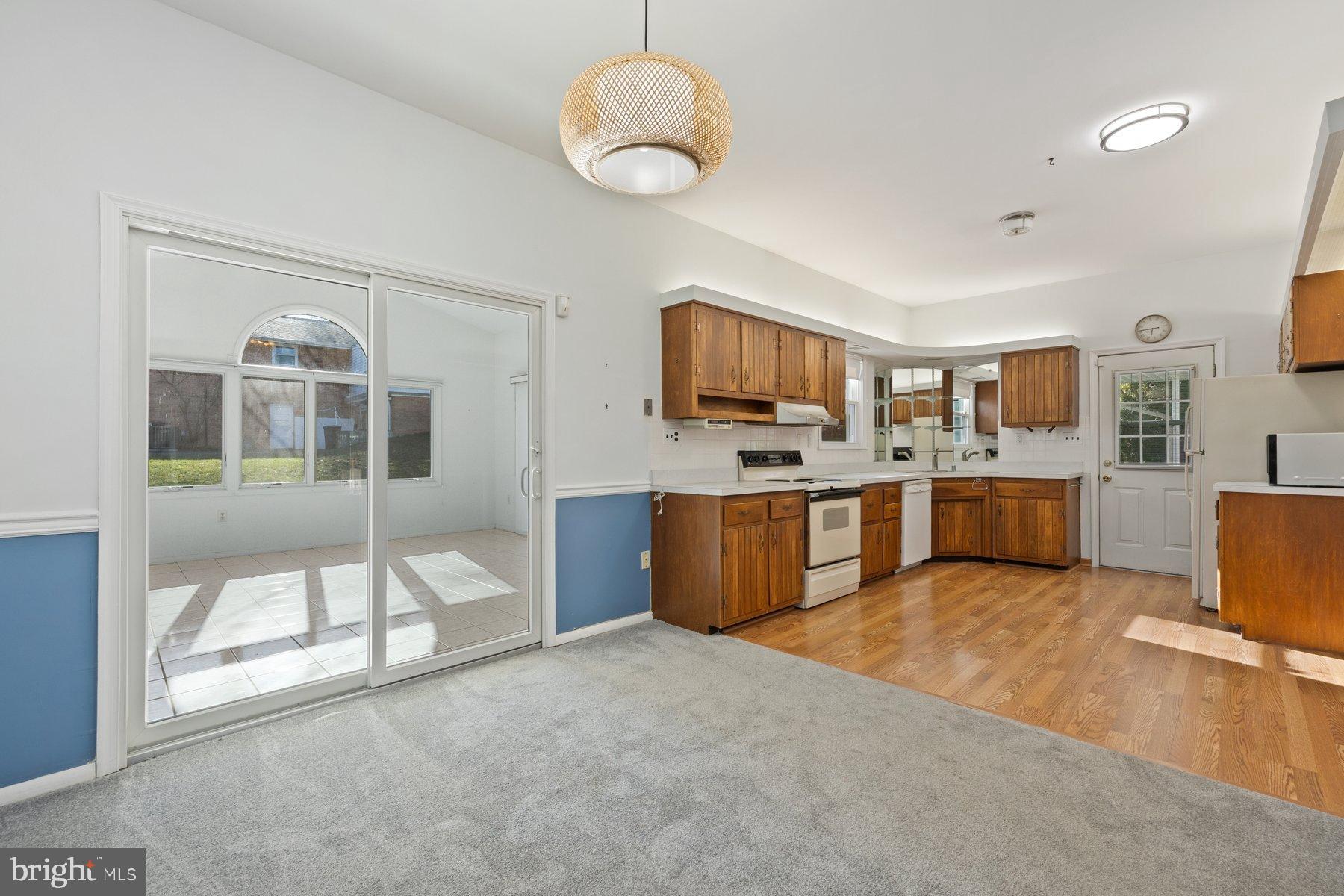 CALVERTON - Residential