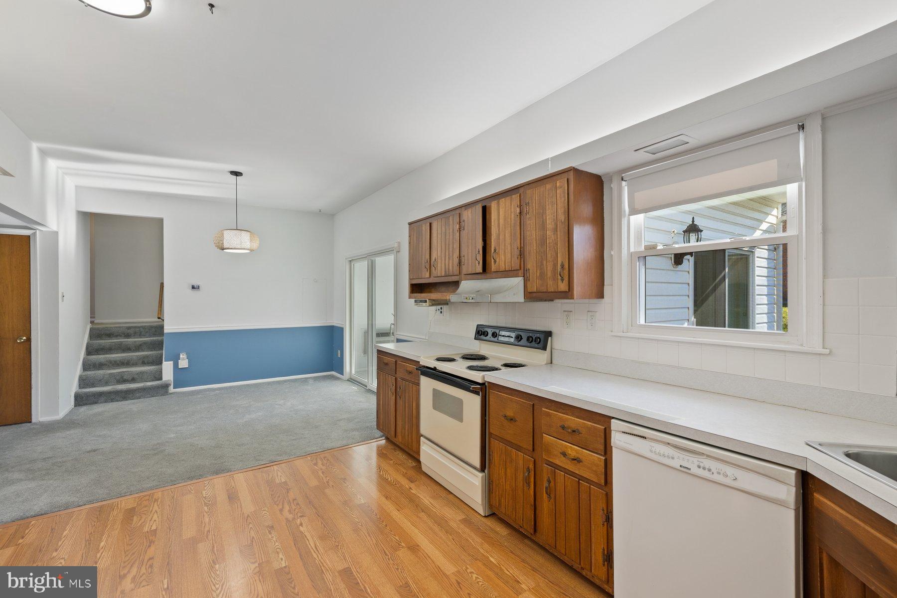 CALVERTON - Residential