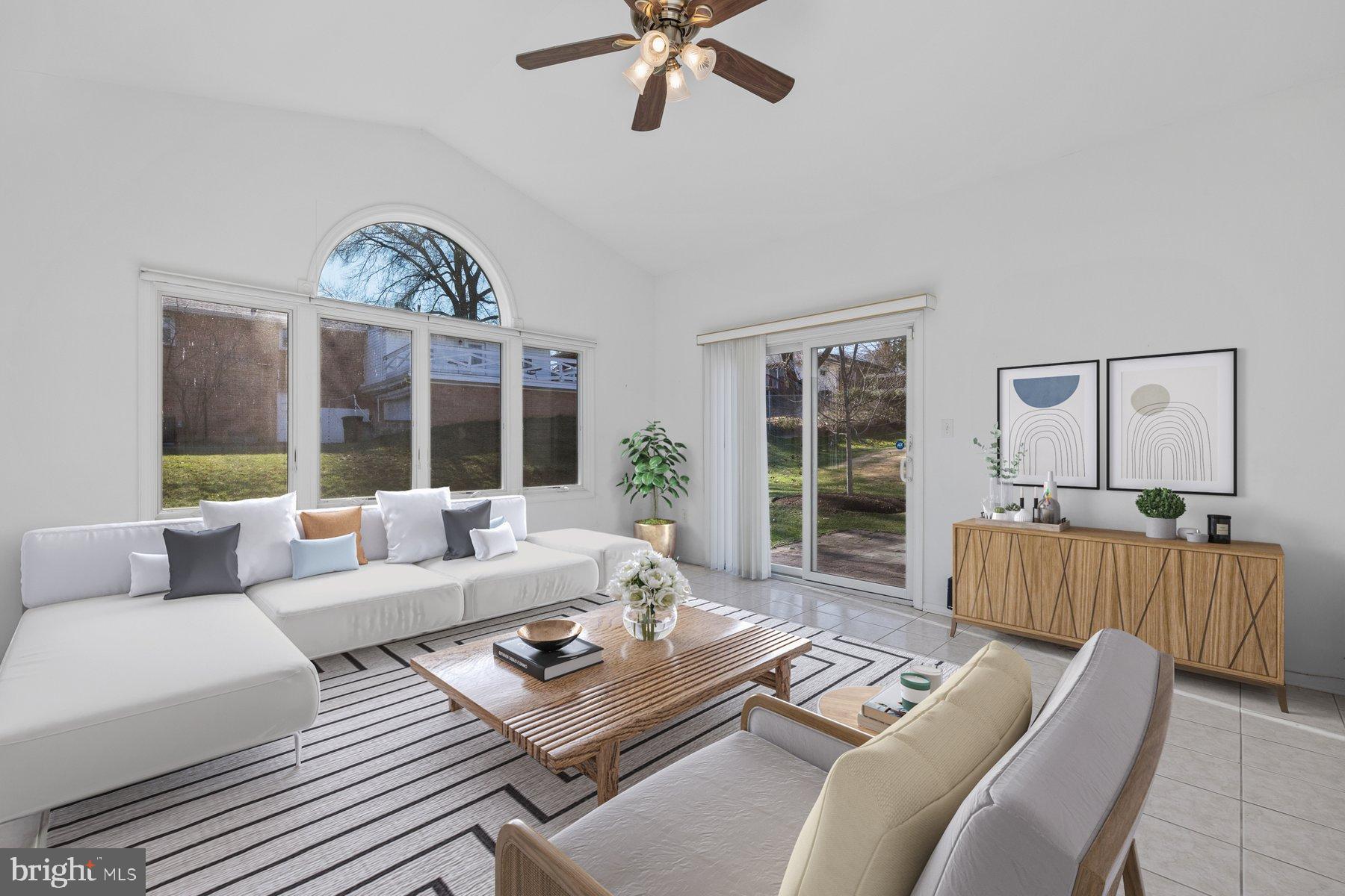 CALVERTON - Residential