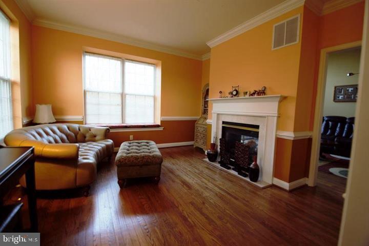 CENTER POINT FARM - Residential Lease