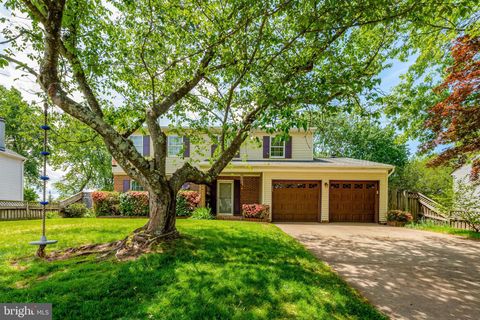 8554 KING CARTER STREET MANASSAS VA 20110