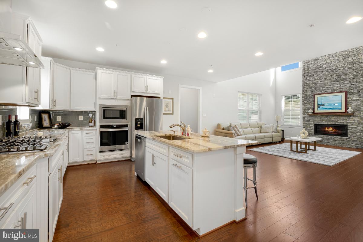 CLARKSBURG - Residential