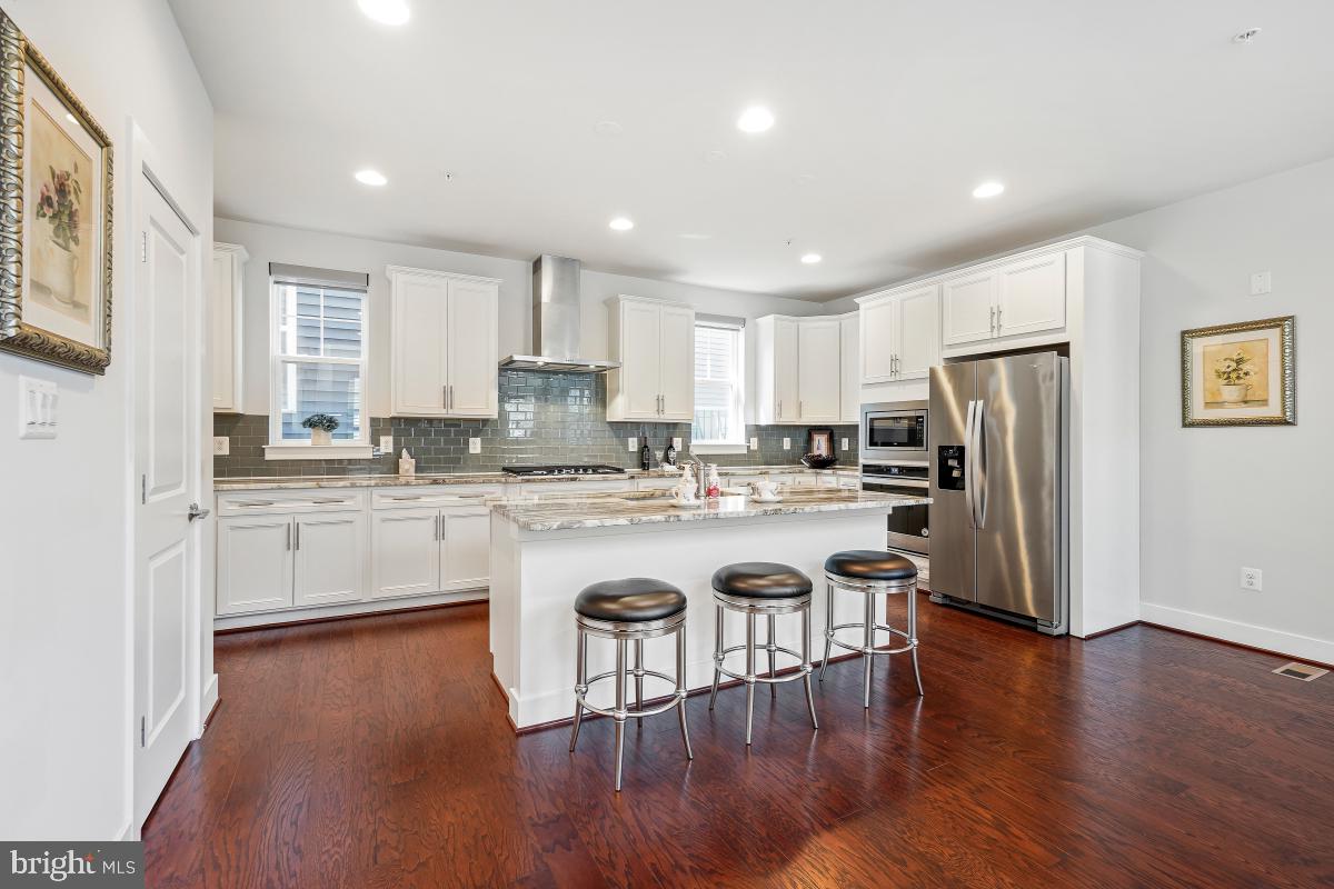 CLARKSBURG - Residential