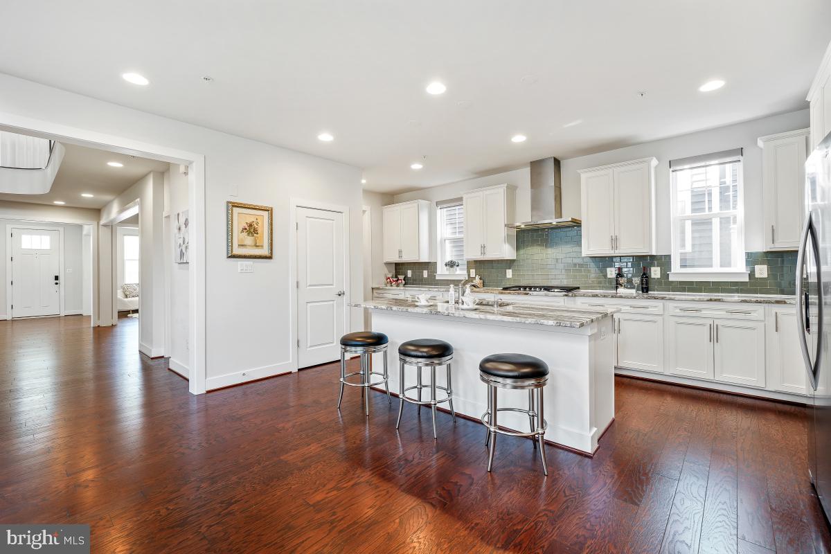 CLARKSBURG - Residential