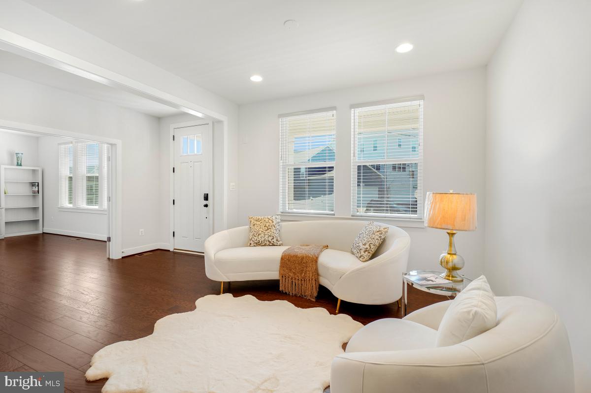 CLARKSBURG - Residential