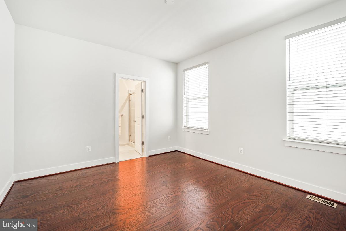 CLARKSBURG - Residential