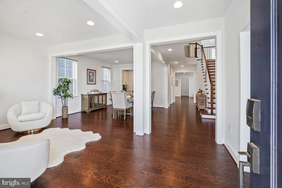 CLARKSBURG - Residential