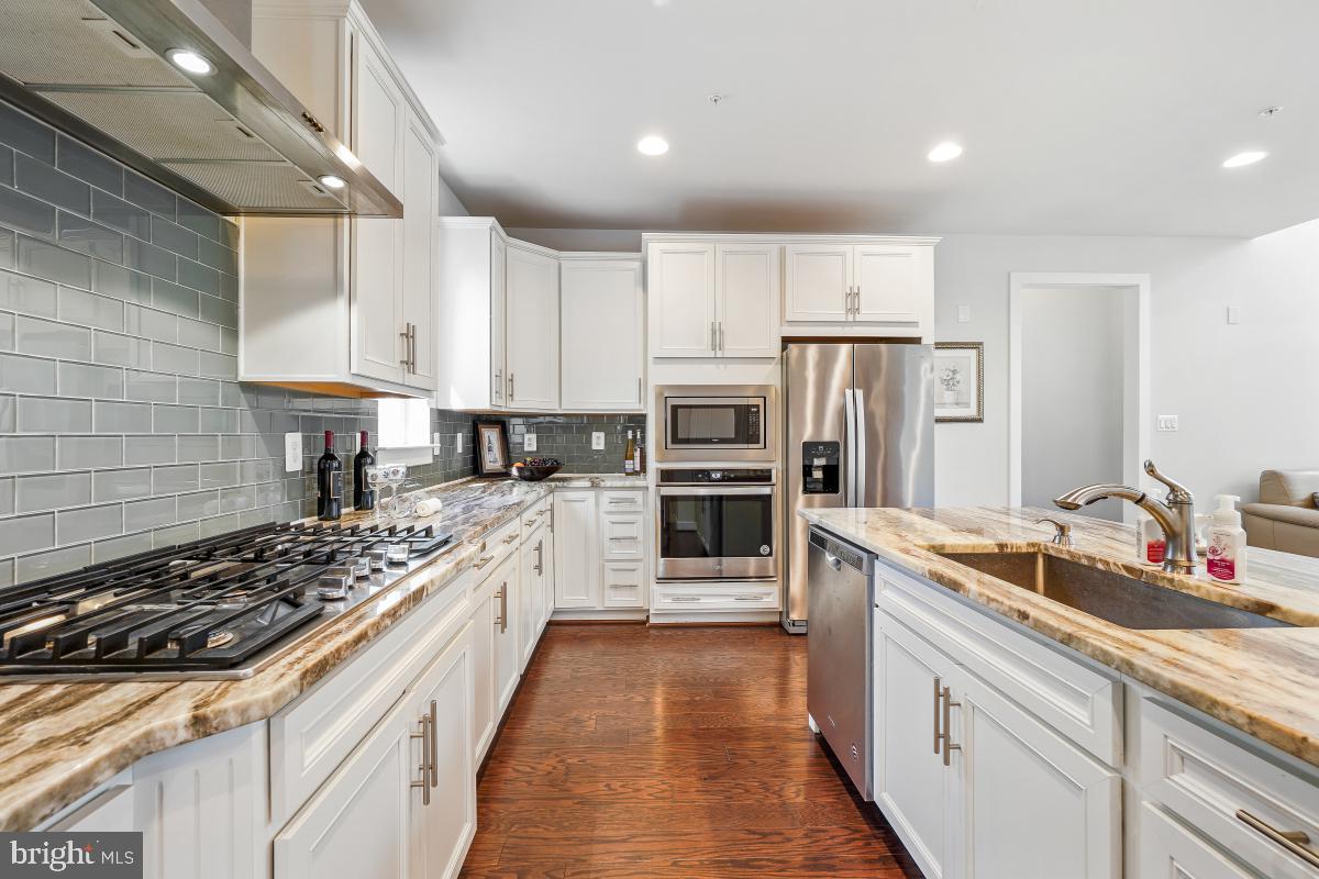 CLARKSBURG - Residential