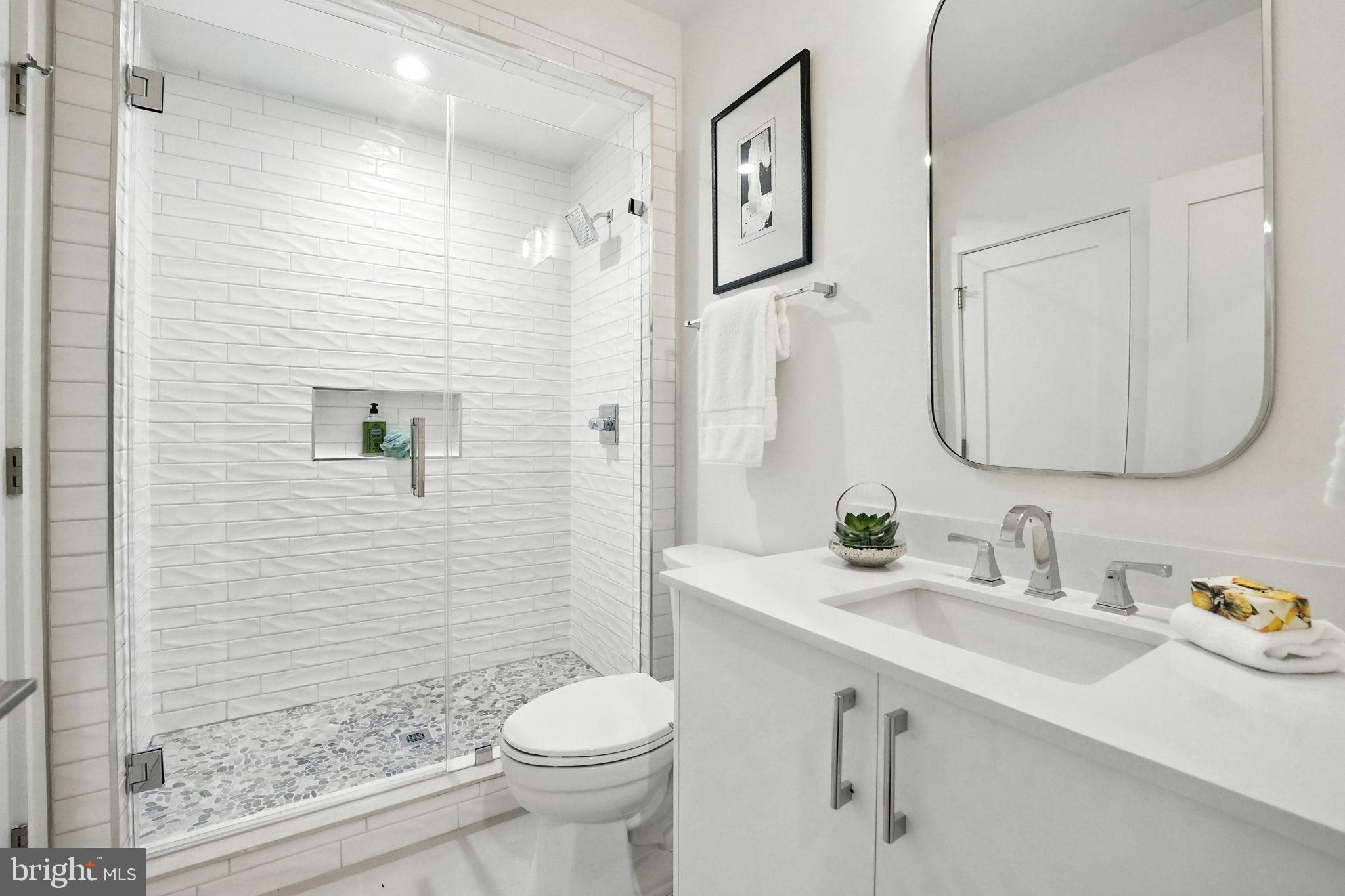 PIMMIT HILLS - Residential