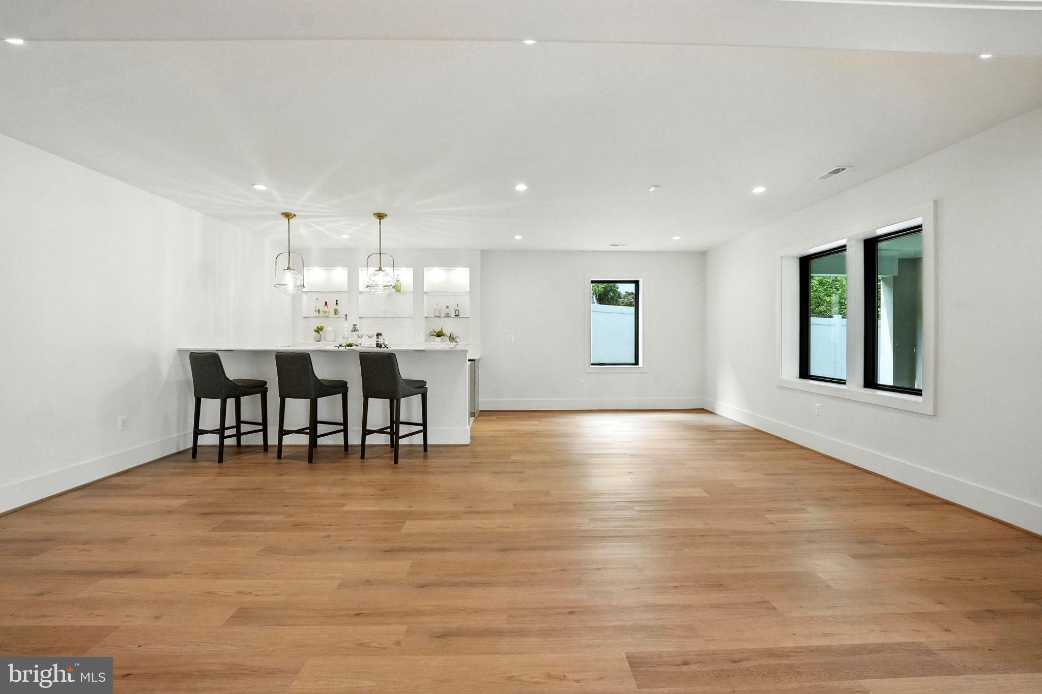 PIMMIT HILLS - Residential