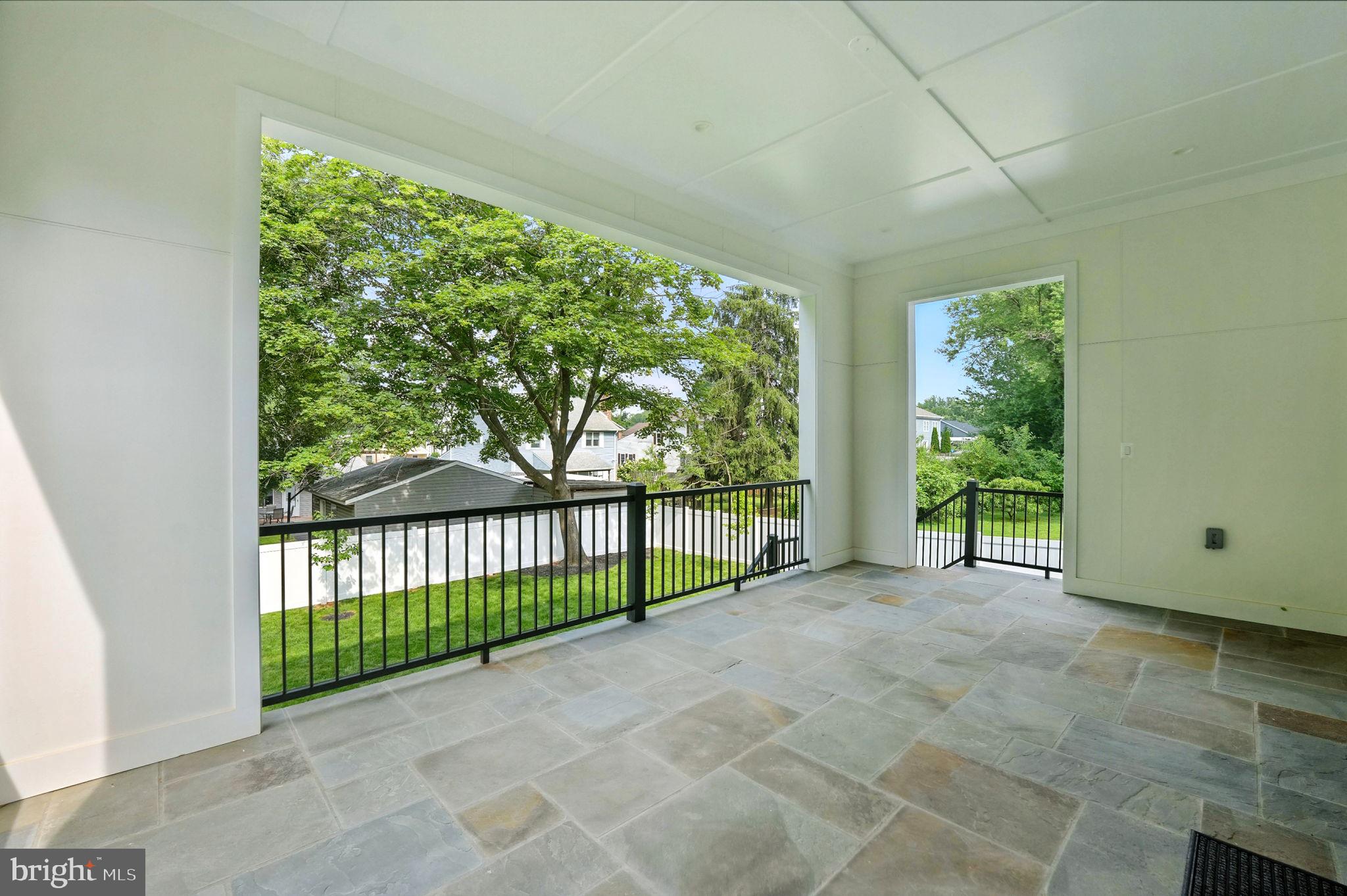 PIMMIT HILLS - Residential